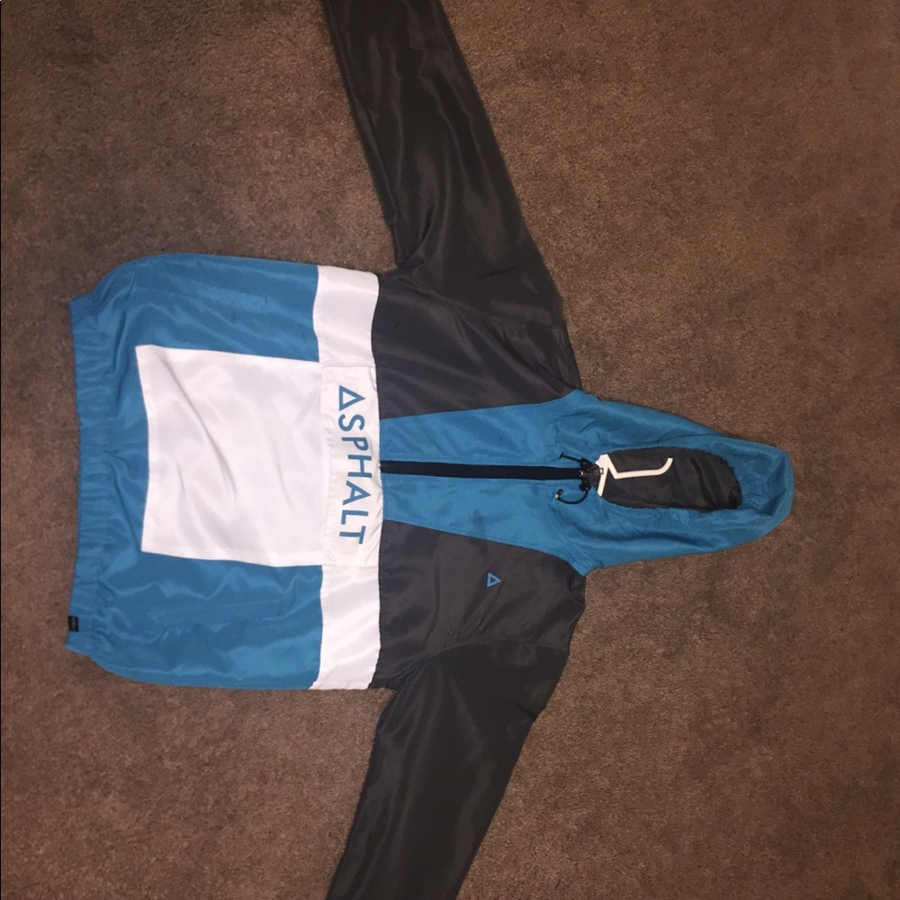 Asphalt WindBreaker